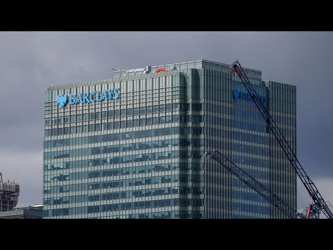Barclays to Return £10 Billion to Shareholders, Cut Costs