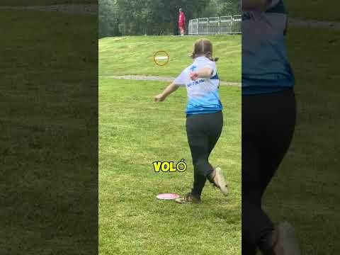 Casi deja sin cabeza a su entrenador 😂