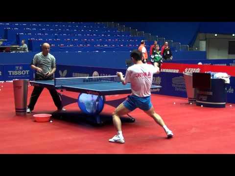 ZHANG JIKE PRACTISING MULTIBALL AT WTTTC 2012