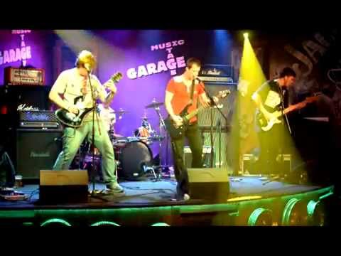 Zotrwačnosť - Zotrwačnosť - Pravý domov (live in Garage music bar 2014)