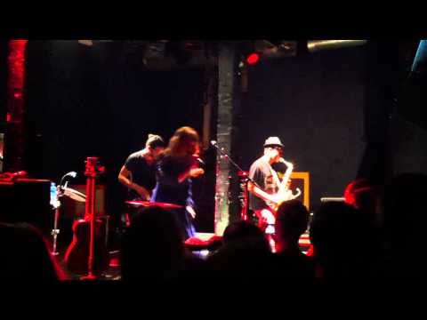 The Dø@BLÅ, Slippery Slope