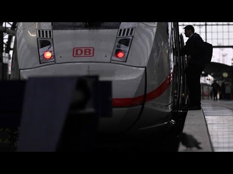 Milliardenverlust, Züge verspätet – Bahn zieht miese Bilanz für 2023