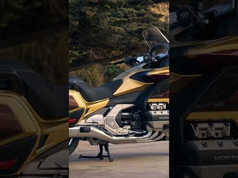 Honda GL1800 Gold Wing - Video 1