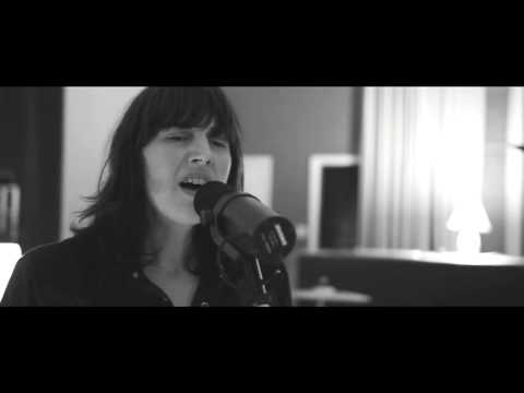 Band Of Skulls - Erounds (Session Video)