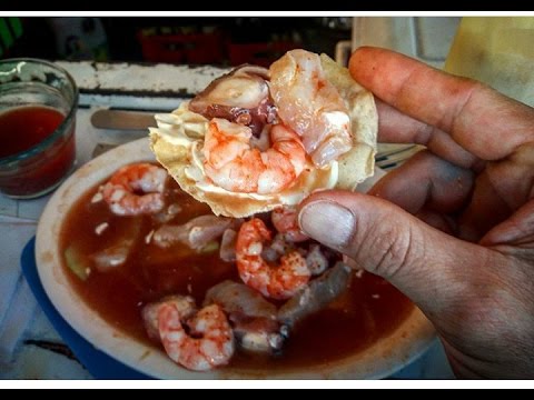 MEXICAN street SEA food!!! DELICIOUS MARISCOS "EL...