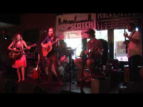 Josh Moore & Mandolin Orange - Look At Miss Ohio