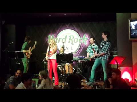 Jordana Battaglia no Hard Rock Cafe - BS.AS