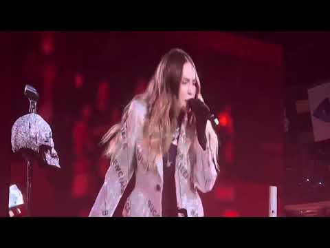 Lo siento + Vivir + Boba niña nice - Belinda ft. Nikki Clan (2000s Pop Tour)