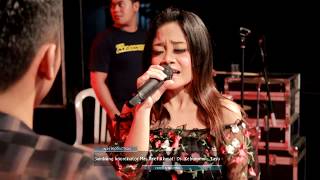 Download lagu New Mahkota Cabean - Tak Bisa Memiliki - Eni & Zacky mp3 Download lagu New Mahkota Cabean - Tak Bisa Memiliki - Eni & Zacky mp3