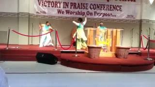 Walls Came Down/To God Be The Glory- William Murphy Praise Dance