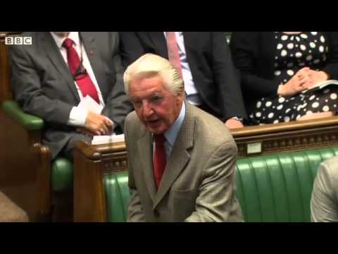 PMQs: Skinner Tells Cameron 'Fix NHS or Get Out'  02/07/2014