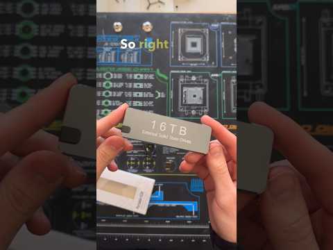16TB SSD SCAM! Do Not Buy! #shorts #pc #pcgaming #pcbuilding #computer #pcrepair