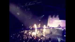 Grems - Vampire Live @ La Machine du Moulin Rouge