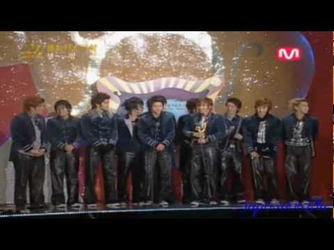061214 Super Junior   Wins Newcomer of the Year @ GDA