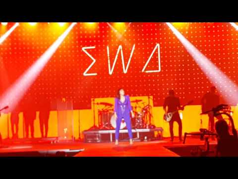 Ewa Farna - Ticho - Forum Karlin