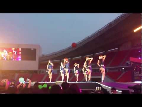 (Fancam) 130316 Alone - Sistar in 2013 Korean Music Wave in Bangkok