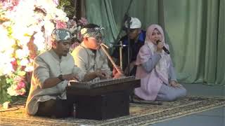 Download lagu LAGU SUNDA KECAPI SULING NONSTOP COCOK DIPUTAR SAAT HAJATAN  mp3