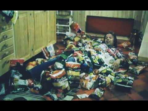 Estrella(1977)  Björn Skifs vill äta chips till middag i reklamfilm för Estrella.