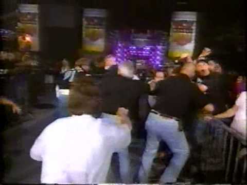 (6.9.1997) Road to GAB '97 Part 8 - Wrestlers being jumped everywhere