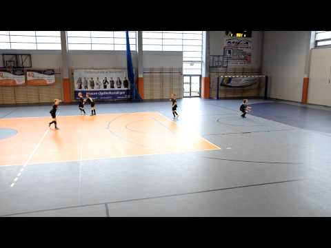 16.11.2014 Drugi mecz AS Progres 2006r. z Piastem Strzelce Opolskie w Turnieju w Skawinie.