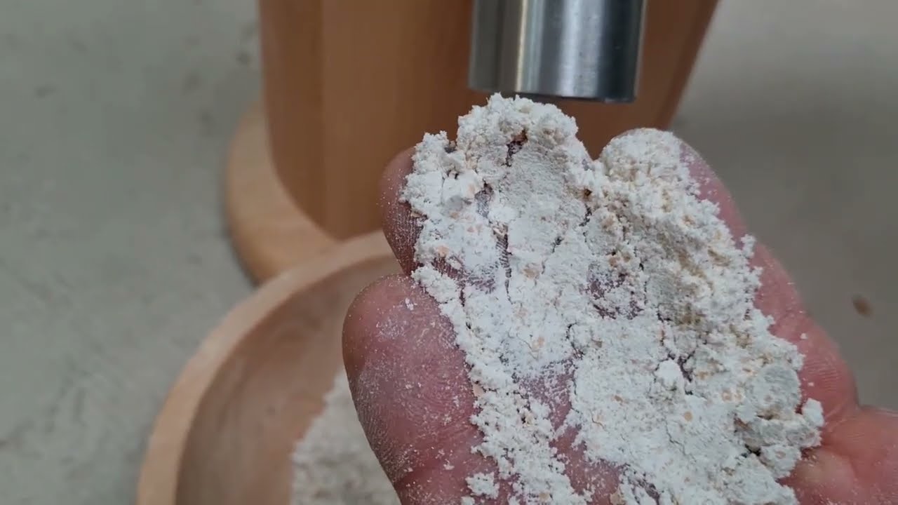 Milling with the Salzburg Grainmill MT 5