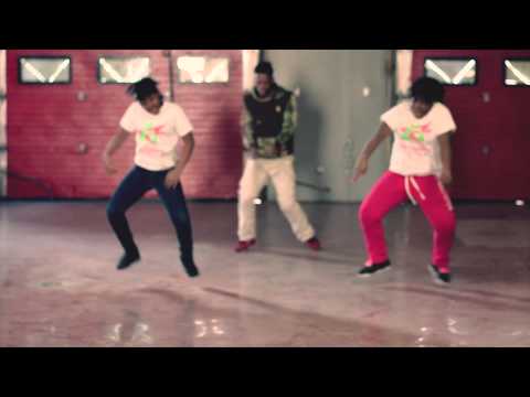 *EXCLUSIVE* DOING TOO MUCH- LIL KEMO & THA TWINZ (CHICAGO BOP QUEENS)