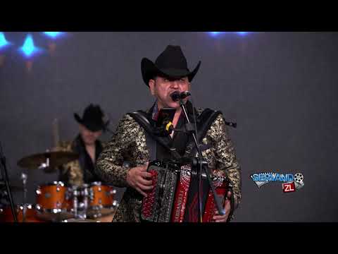 Abel Bustillos y Su Norteño Original - Soy B3tr4n (En Vivo 2021)