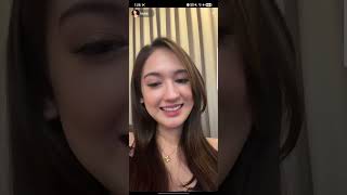 Download lagu Laura Moane live tiktok malem2, caken and hot banget mp3