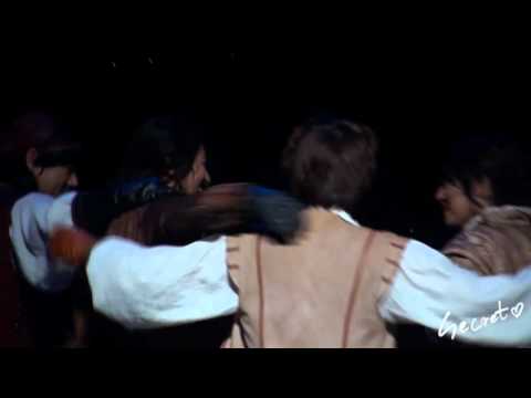 [FANCAM] 101223 Curtain Call [3rd perf] - Super Junior Kyuhyun @ Three Musketeers Musical