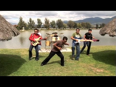 Roberto Moron y Su Atentado Internacional - La Gallina (Videoclip oficial)