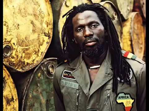 Tiken Jah Fakoly Viens voir