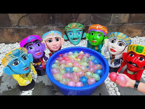 Let's Find the Ondel Ondel's Head Buried in a Water Balloon, Throw the Ondel to Pop the Balloon U...