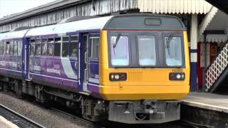 preview picture of video 'Passenger and frieght  trains at Worksop'