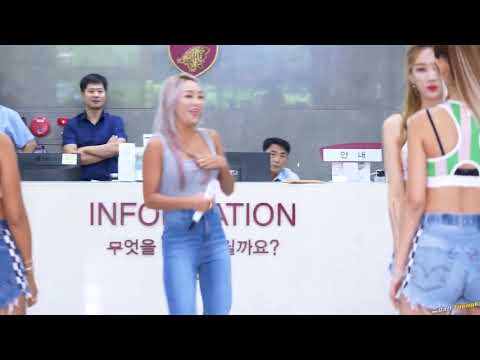 180826 효린 HYOLYN 'BAE' @버스킹 4K 60P 직캠 by DaftTaengk