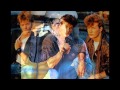 A-HA : Living at the end of the world 