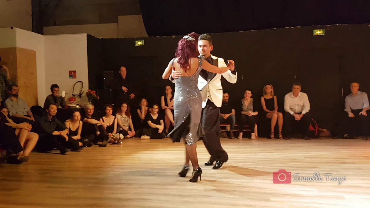 Sebastián Avendaño & Tanya Margarita Gutierrez Lara ❤ Gallo Ciego @ Paris - La Parisiana