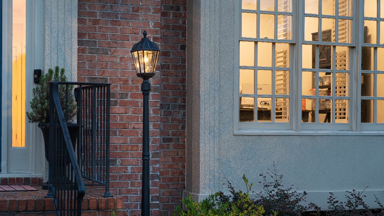 Video 1 Watch A Video About the Royal Black Solar LED Outdoor Post Light