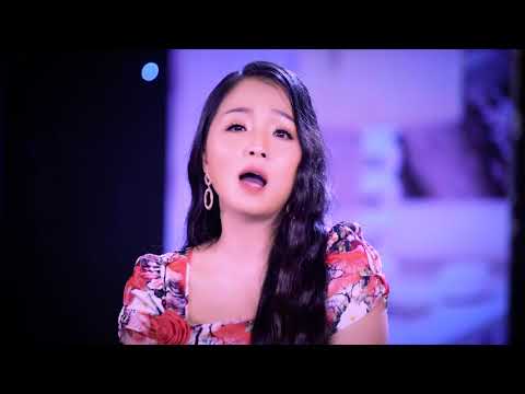 Thể hiện bởi Phương Bích Thảo