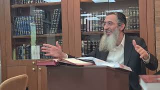 הרב אליעזר לוי - שיחה בכולל פרשת ויגש - חנוכה שיעורים מבית המדרש "אבי בעזרי" בת-ים (הרב אליעזר לוי) - התמונה מוצגת ישירות מתוך אתר האינטרנט יוטיוב. זכויות היוצרים בתמונה שייכות ליוצרה. קישור קרדיט למקור התוכן נמצא בתוך דף הסרטון הרב אליעזר לוי - שיחה בכולל פרשת ויגש - חנוכה שיעורים מבית המדרש "אבי בעזרי" בת-ים (הרב אליעזר לוי) - התמונה מוצגת ישירות מתוך אתר האינטרנט יוטיוב. זכויות היוצרים בתמונה שייכות ליוצרה. קישור קרדיט למקור התוכן נמצא בתוך דף הסרטון