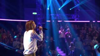 Laura Pausini  Vivimi Luna   The Voice Kids 2015   Blind Auditions   SAT 1