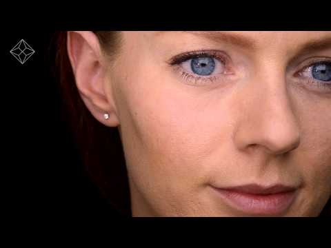 B3468 - 0.15ct Diamond and 9K White Gold Earrings