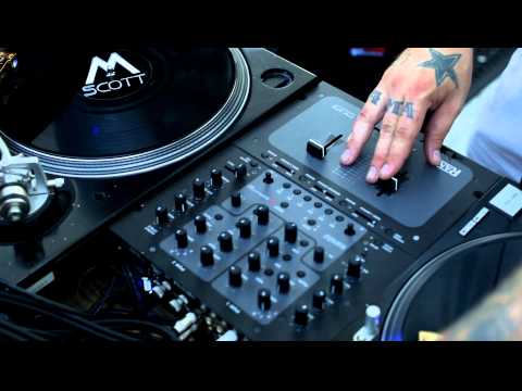 DJ MIKE SCOTT (THE JONES Ultra Pool)