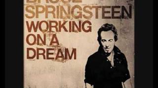 QUEEN OF THE SUPERMARKET