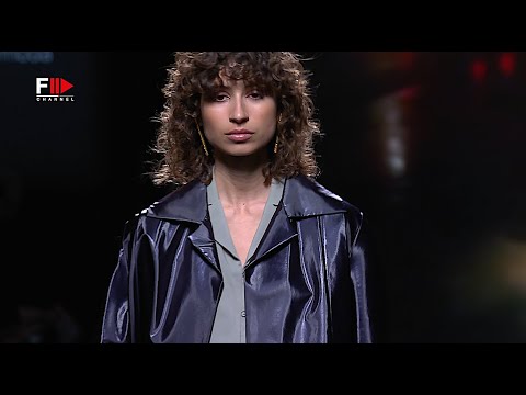 ANGEL SCHLESSER Fall 2022 Madrid - Fashion Channel