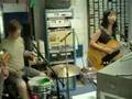 Thao - Feet Asleep Live at WNRN