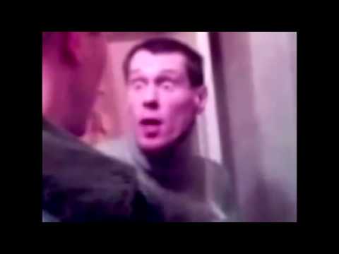 Мент, свали отсюда блять! Дверь мне запили!