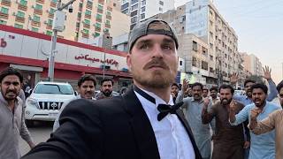 Don't Try This In Karachi, Pakistan 🇵🇰 MQDEFAULT Thumbnail