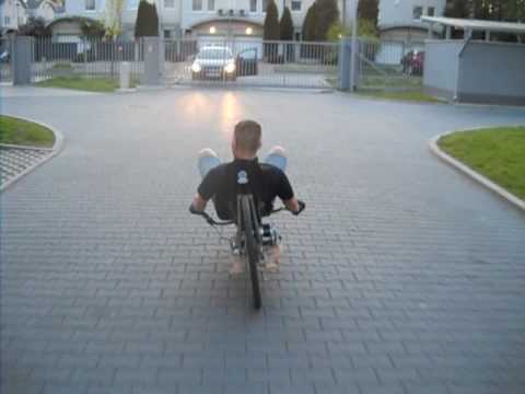 Python style self balancing electric vehicle