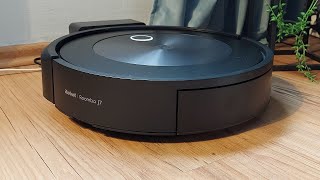 iRobot Roomba j7 7158