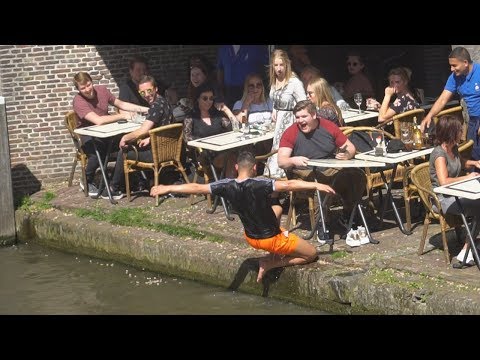 IN DE GRACHTEN VALLEN PRANK!